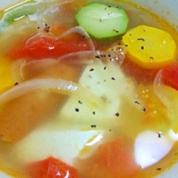ズッキーニとソーセージのスープ
